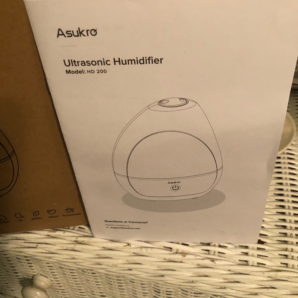 Ultrasonic Humidifier New - Picture 2 of 2